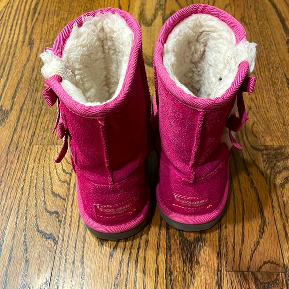 Ugg by Koolaburra pink with bows - Picture 3 of 7
